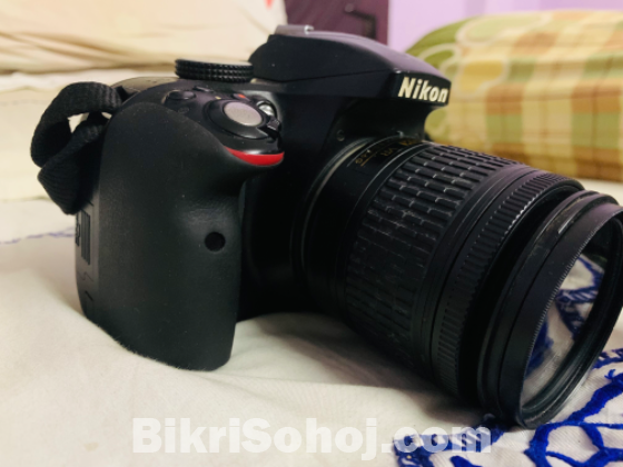 Nikon 3300 D